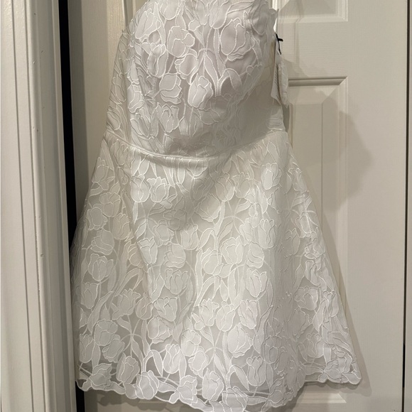 JENNY YOO AMANDA DRESS WHITE SIZE 6 NEVER WORN WITH TAGS - Picture 3 of 3